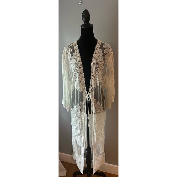 Off White Lace Kimono Vintage Look Embroidered Cloak Beach cover up one size - Picture 2 of 7